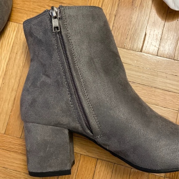 Grey Booties - Picture 2 of 4